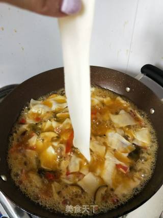 Spicy Braised Noodles recipe