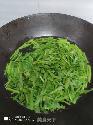 Kuaishou Vegetable Chrysanthemum Eggs recipe