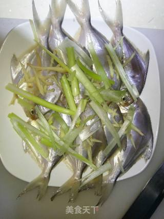 Steamed Pomfret recipe