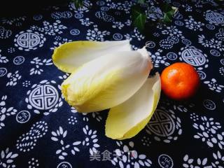 #团圆饭# Magnolia Vegetables with Garlic Spicy Sauce recipe