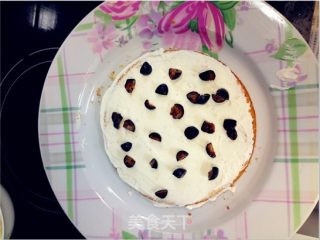 Blue Plum Decoration Cake recipe