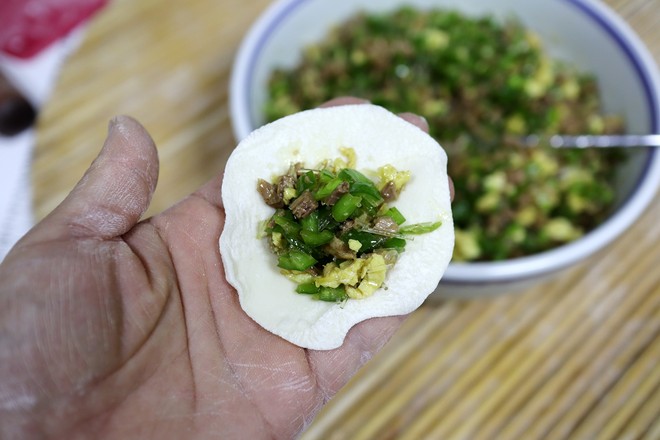 Lao Duck and Chili Vermicelli Dumplings recipe