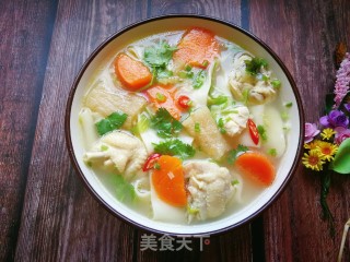 Braised Noodles in Chicken Soup with Carrots, Bamboo Fungus recipe