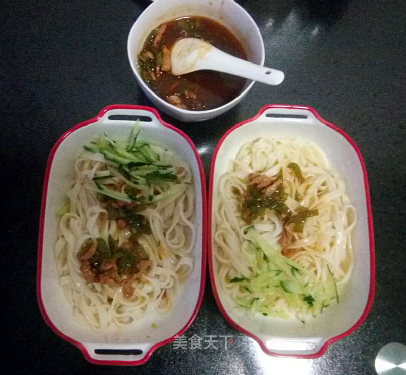 Hot Pepper Pork Marinade·overwater Noodles recipe