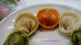 Steamed Dumplings with Colorful Ingots recipe