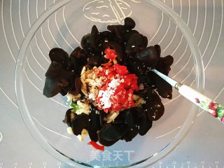 [northeast] Chopped Pepper and Cucumber Mixed with Fungus recipe