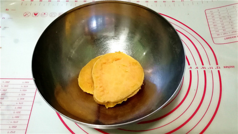 Sweet Potato Green Bean Paste and Glutinous Rice Cake recipe