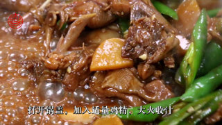 10 Yuan Worth of Nutrition and Delicious 【simmered Quail with Green Peppers】 recipe