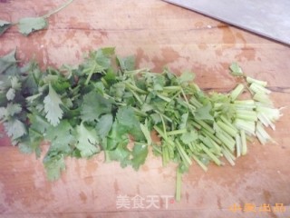 【shaanxi】carrots Mixed with Golden Needles recipe