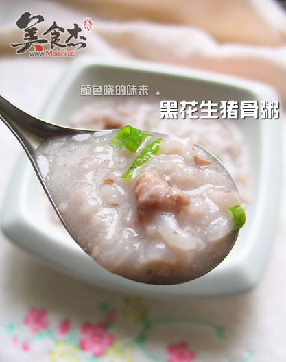 Black Peanut Pork Bone Congee recipe