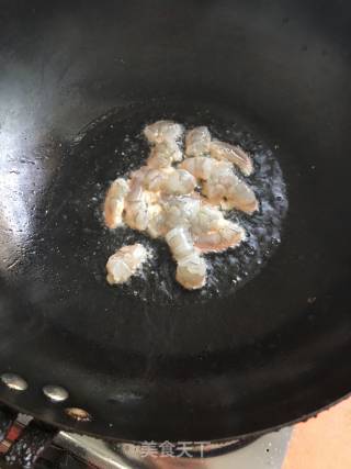 Scrambled Eggs with Shrimp recipe