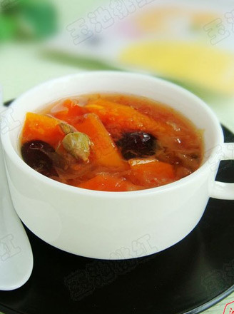 Peach Gum, Red Dates, Papaya and Rose Soup recipe