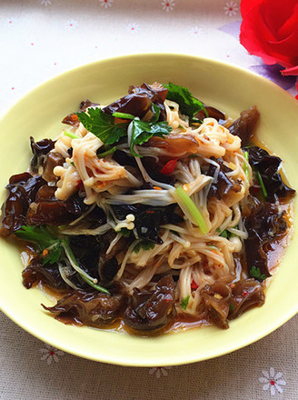Enoki Mushroom Stir with Black Fungus recipe