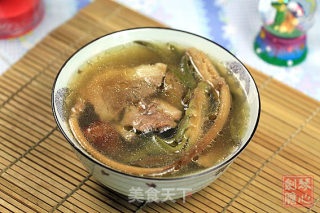 Bawang Flower Pot Fan Bone Soup recipe