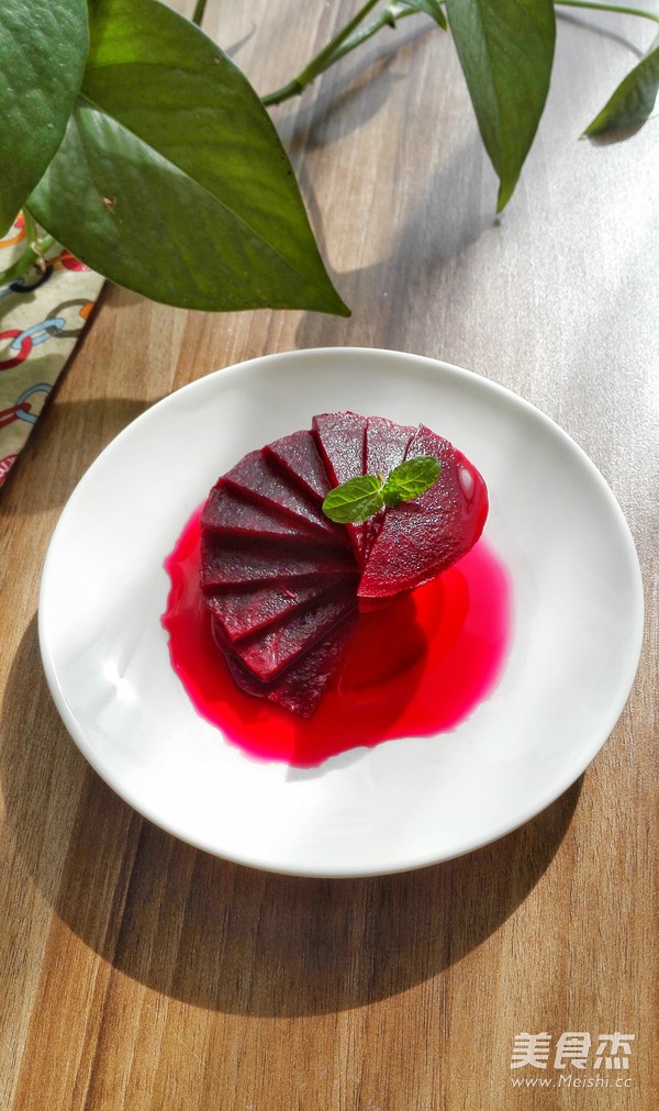 Beetroot Slimming Salad recipe