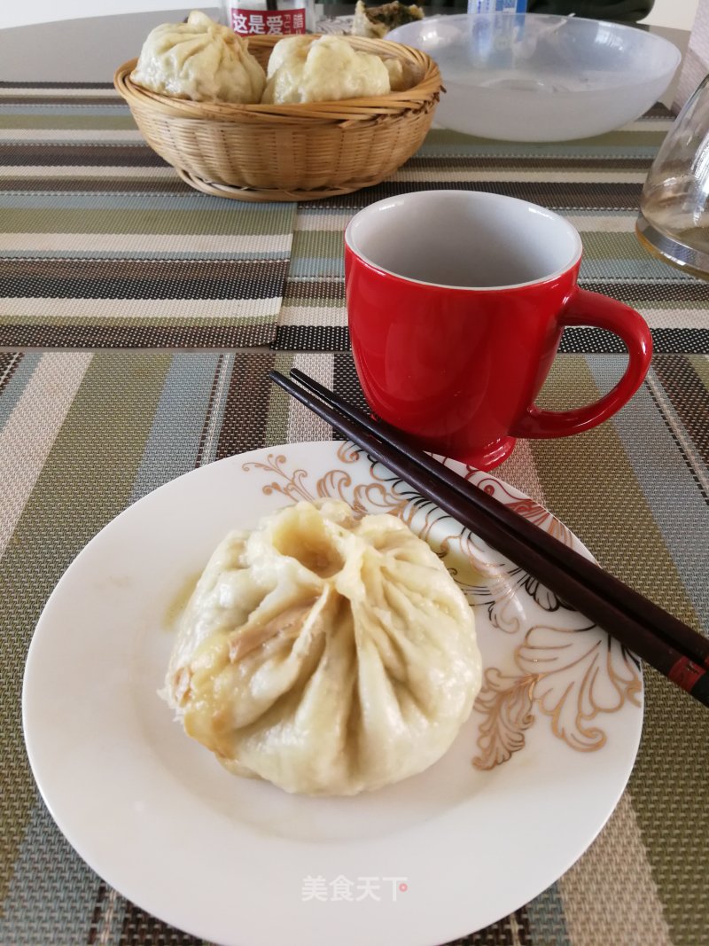 Spring Edible Shepherd's Purse Steamed Buns recipe