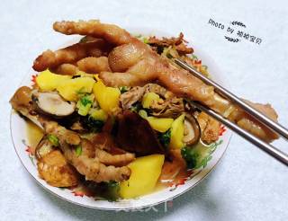 Big Bone Chicken Stewed Potatoes and Shiitake Mushrooms recipe