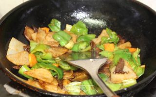 Tong's Potato Chips Stir-fried Chili recipe