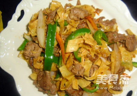 Stir-fried Beef with Mixed Vegetables and Tofu Skin recipe