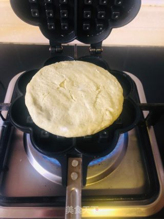 Matcha Waffles (with Filling) recipe