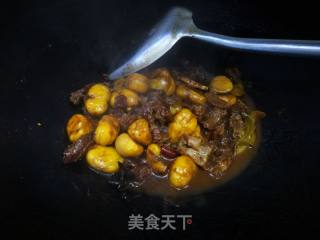 Braised Beef Brisket with Chestnut recipe