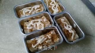 Pork Floss Salad Bread recipe