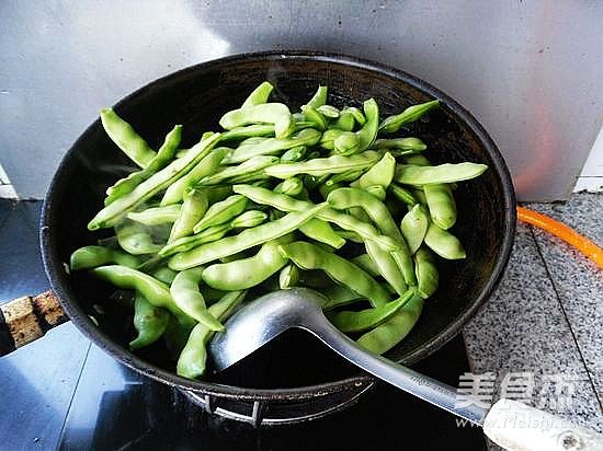 Braised Beans with Farmhouse Sauce recipe