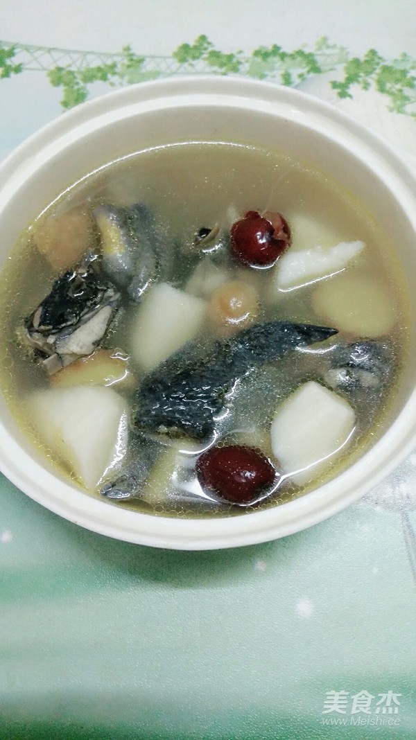 Chinese Yam and Wolfberry Black-bone Chicken Soup recipe