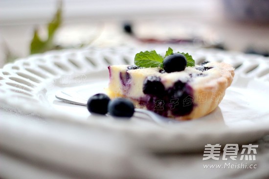 Popped Blueberry Cheese Tart recipe