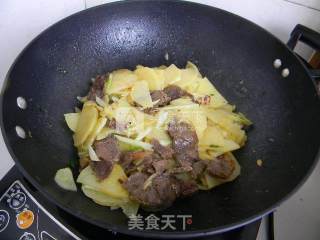 Stir-fried Beef Slices with Potatoes recipe