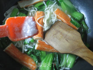 Noodle Soup with Crab Sticks and Cabbage Core recipe