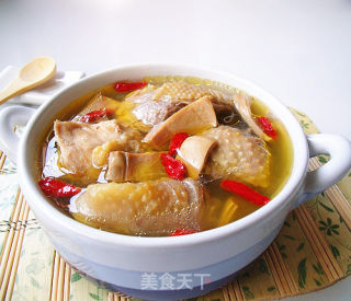 Cuttlefish and Chicken Soup recipe