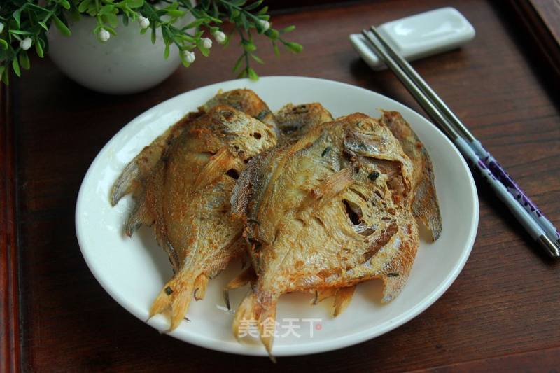 #seafood#dry Fried Small Pomfret recipe