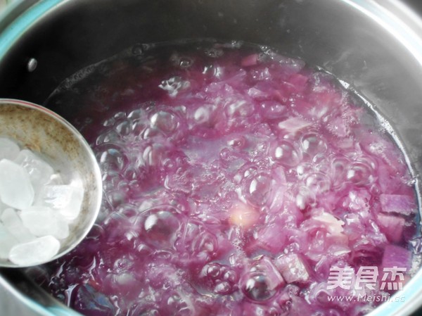 Purple Sweet Potato White Fungus and Lotus Seed Soup recipe