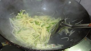 【wooden Cuisine】green Pepper Hot and Sour Potato Shreds recipe