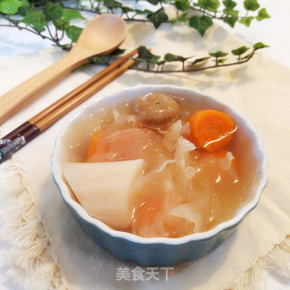 Snow Fungus Carrot Yam Soup recipe