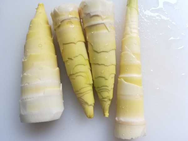 Stir-fried Shredded Pork with Spring Bamboo Shoots recipe