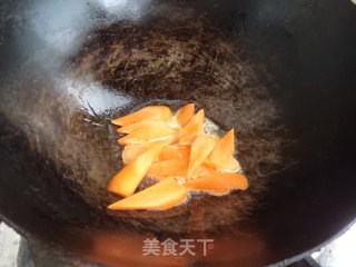 Stir-fried Chinese Cabbage Stem with Black Fungus recipe