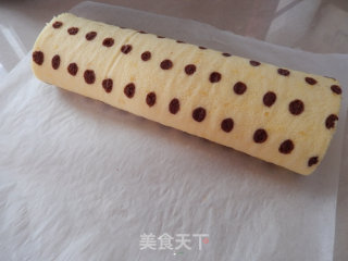 Polka Dot Cake Roll recipe