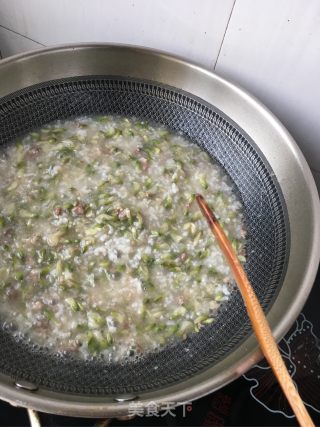 Sophora Porridge with Minced Meat recipe