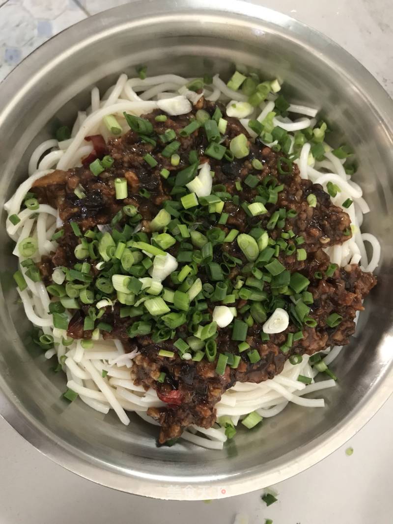 Rice Noodles with Yunnan Sauce recipe