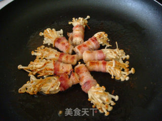 Bacon Enoki Mushroom Roll recipe