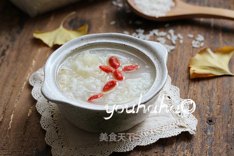 #秋滋阴润肺# Lily Tremella Rice Porridge recipe