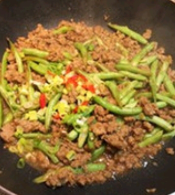 Stir-fried String Beans with Minced Meat recipe