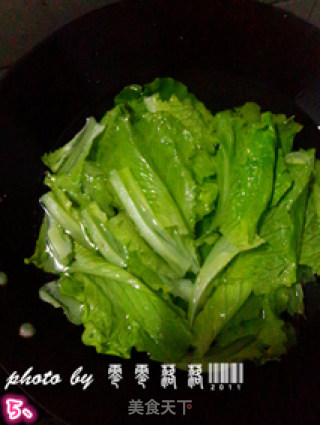 Mixed Lettuce with Tahini Sauce recipe