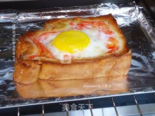 Tomato Sun Egg Toast recipe