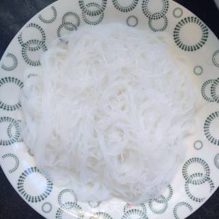 Steamed Loofah with Chopped Pepper and Garlic recipe