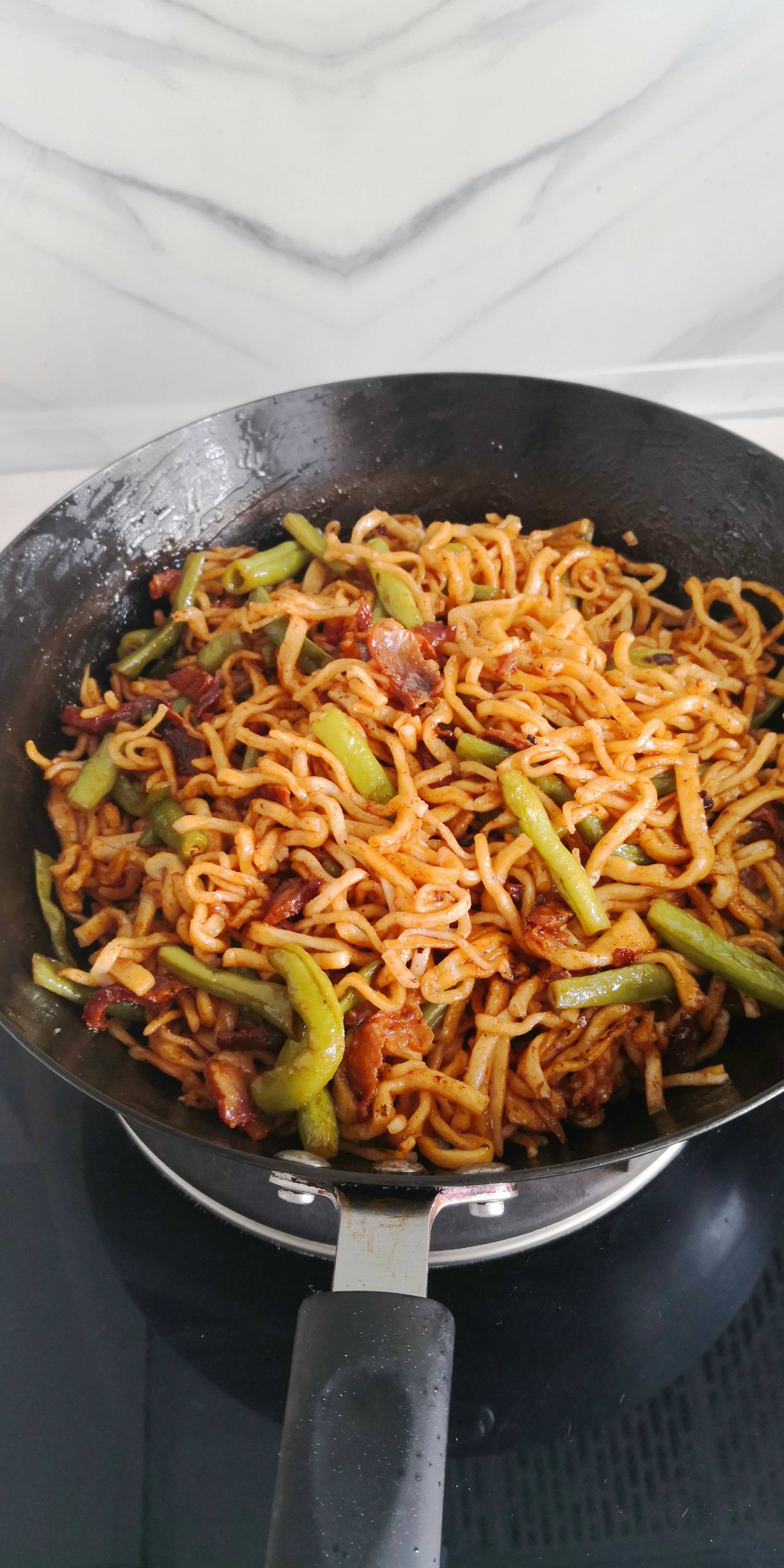 Braised Noodles with Beans recipe