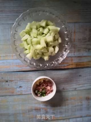Stir-fried Diced Cucumber with Minced Meat recipe