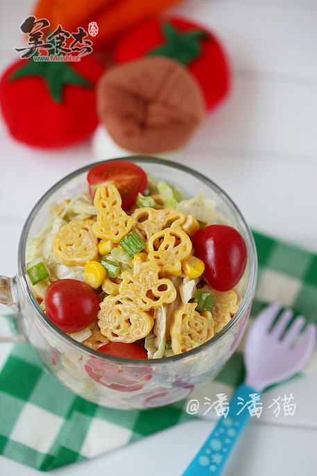 Cartoon Pasta Salad with Seasonal Vegetables recipe